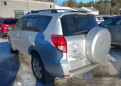 2006 Toyota Rav4 Limited z USA, uszkodzony, nr VIN JTMBD31V066013099